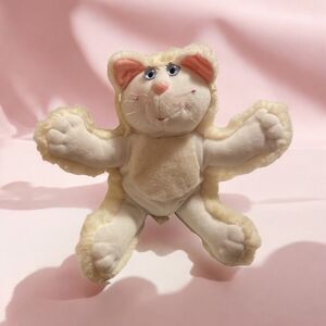 Fisher Price Purr-tenders 1987  VTG White , Blue Eyes No Sound Box